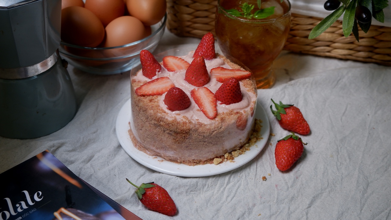 Poster ART WORKSHOP "STRAWBERRY DOUBLE FROMAGE CHEESECAKE"